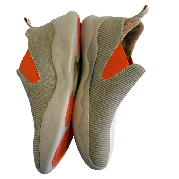 42 10 11 UIN Women's Mijas II Tan Brown Slip On Sneakers - Picture 10 of 11